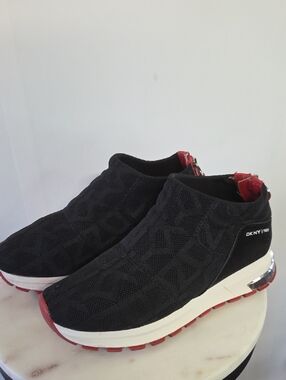 DKNY Black Knit Slip-On Platform Sneakers with Red Accents Size 7